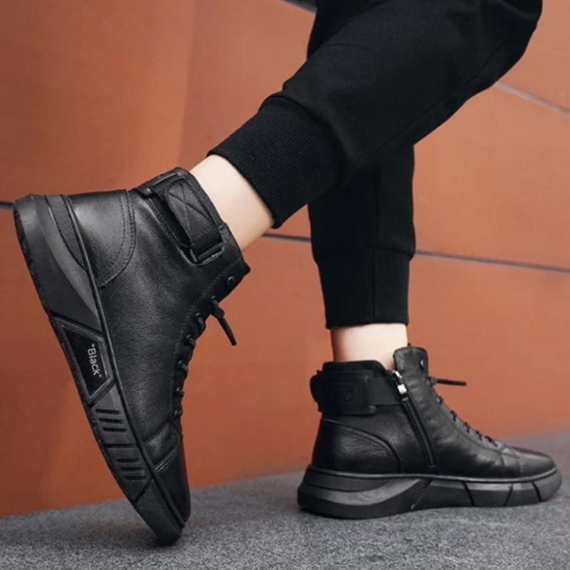 Men's Casual Simple Solid Color Martin Boots Black Warm Leather Boots