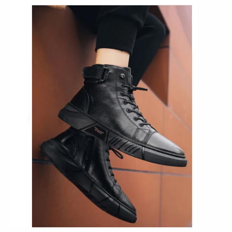 Men's Casual Simple Solid Color Martin Boots Black Warm Leather Boots