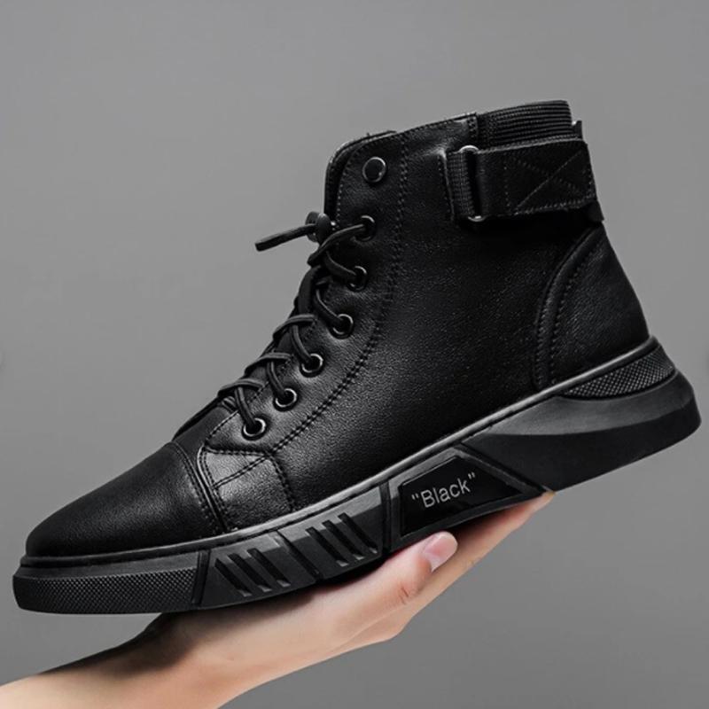 Men's Casual Simple Solid Color Martin Boots Black Warm Leather Boots