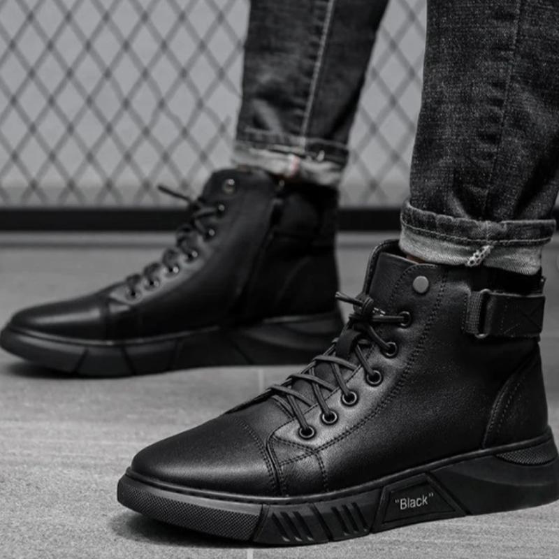 Men's Casual Simple Solid Color Martin Boots Black Warm Leather Boots
