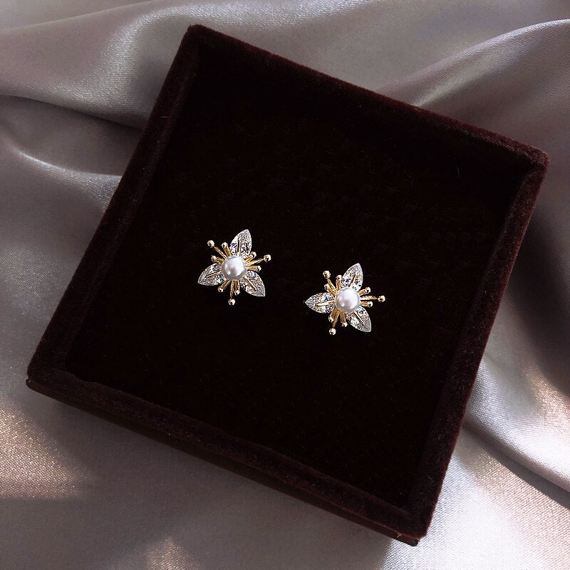 Crystal & Pearl Flower Earrings
