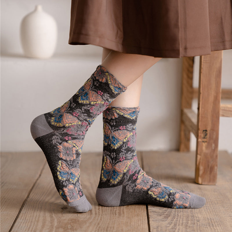 5 Pairs Women's Vintage Embossed Floral Mid-calf Socks
