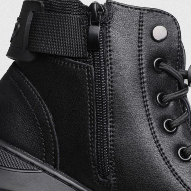 Men's Casual Simple Solid Color Martin Boots Black Warm Leather Boots