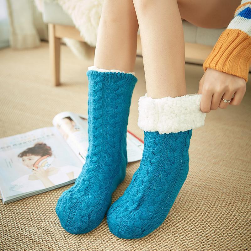 House-stay Slipper Huggle Socks
