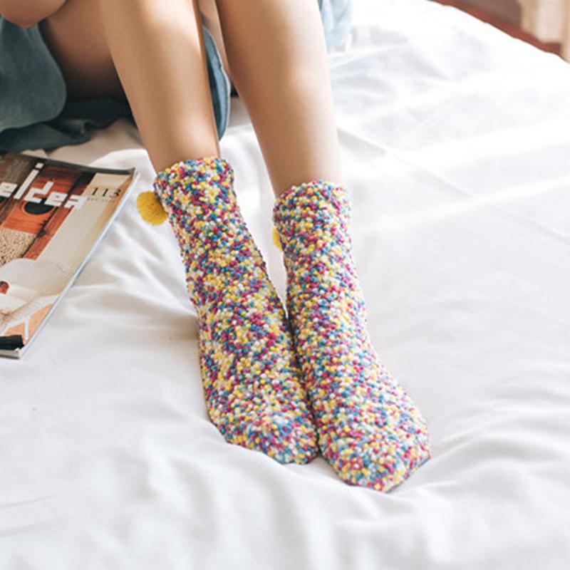 Comfy Gift Pom Pom Cupcake Socks