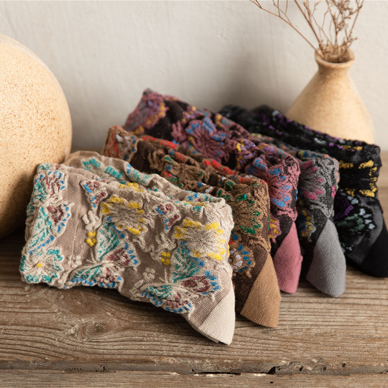 5 Pairs Women's Vintage Embossed Floral Mid-calf Socks