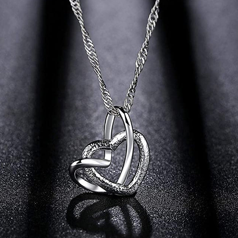 To My Mom Interlocking Heart Necklace "Our Heart Are Always Linked Together"