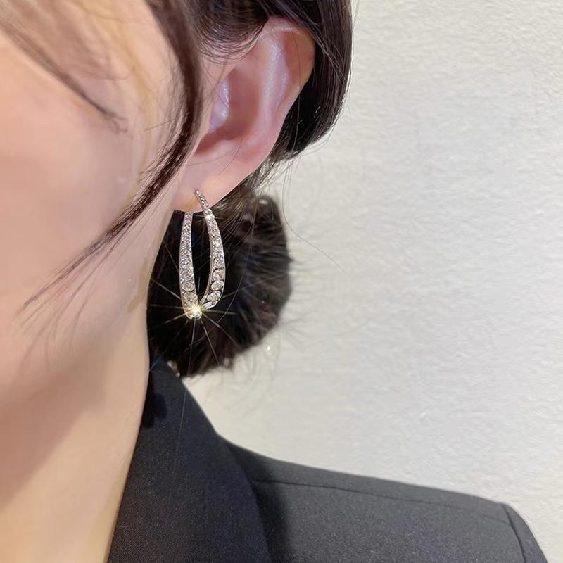Fashion Cross Curved Earrings✨