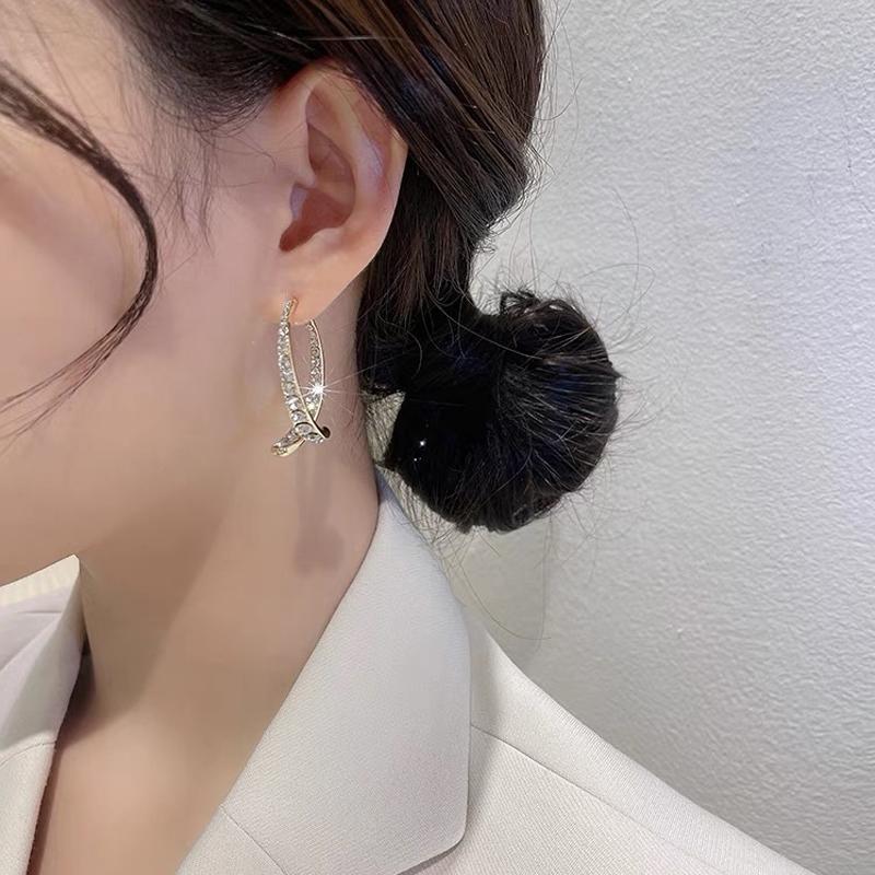 Fashion Cross Curved Earrings✨
