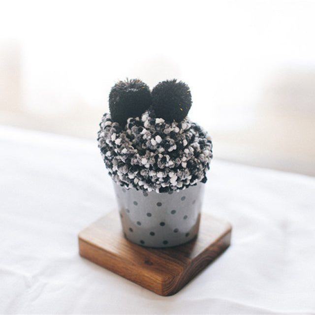 Comfy Gift Pom Pom Cupcake Socks